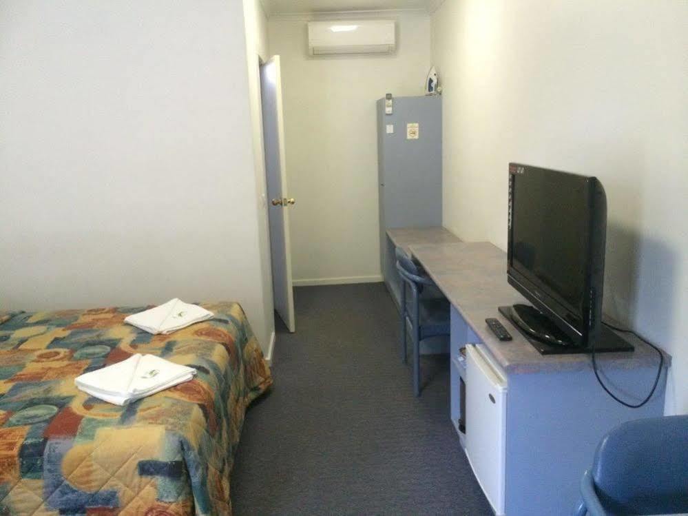 Colac Central Motel Exterior photo